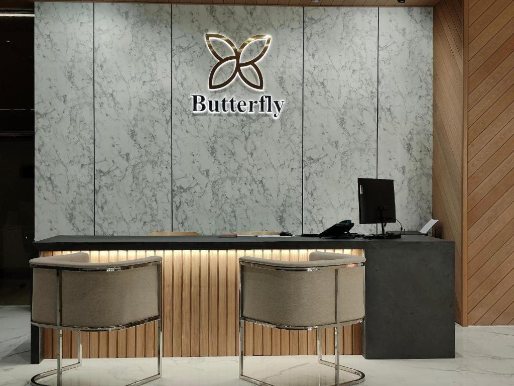 Butterfly Hotel Betong Ban Komo Sip Paet Exteriör bild